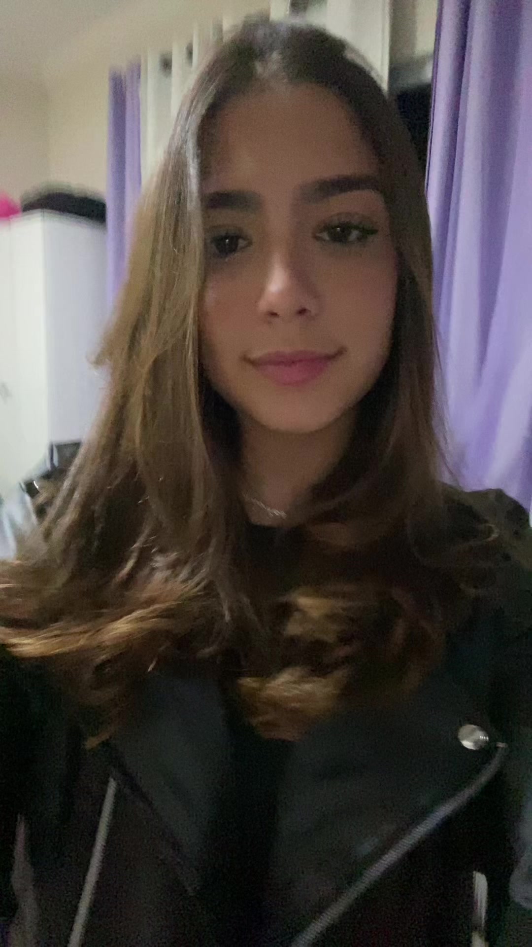@liviaareiss_