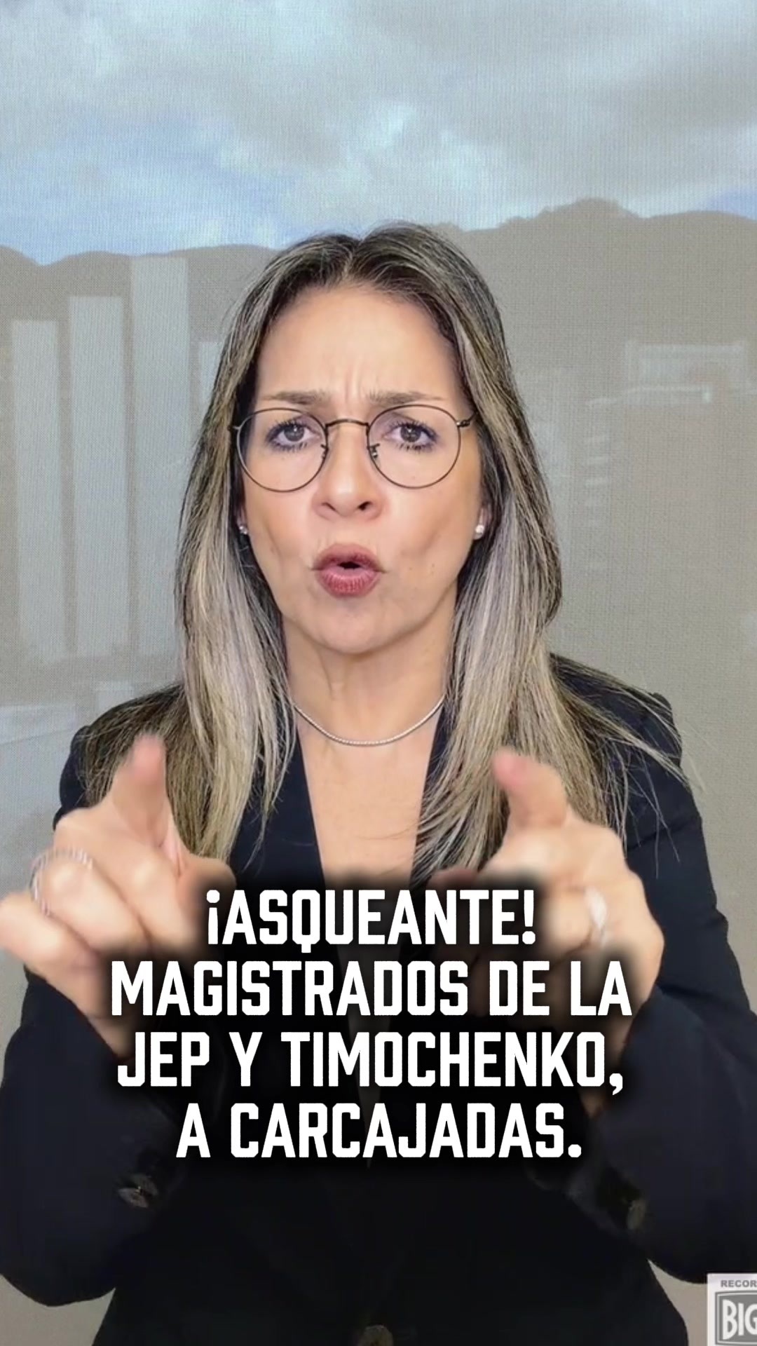 @Vicky Dávila