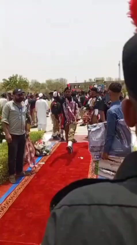 @qadir 0012