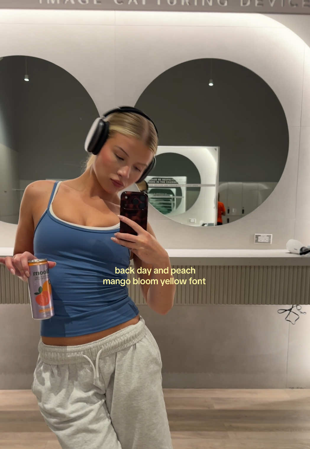 @Chloe Lippai