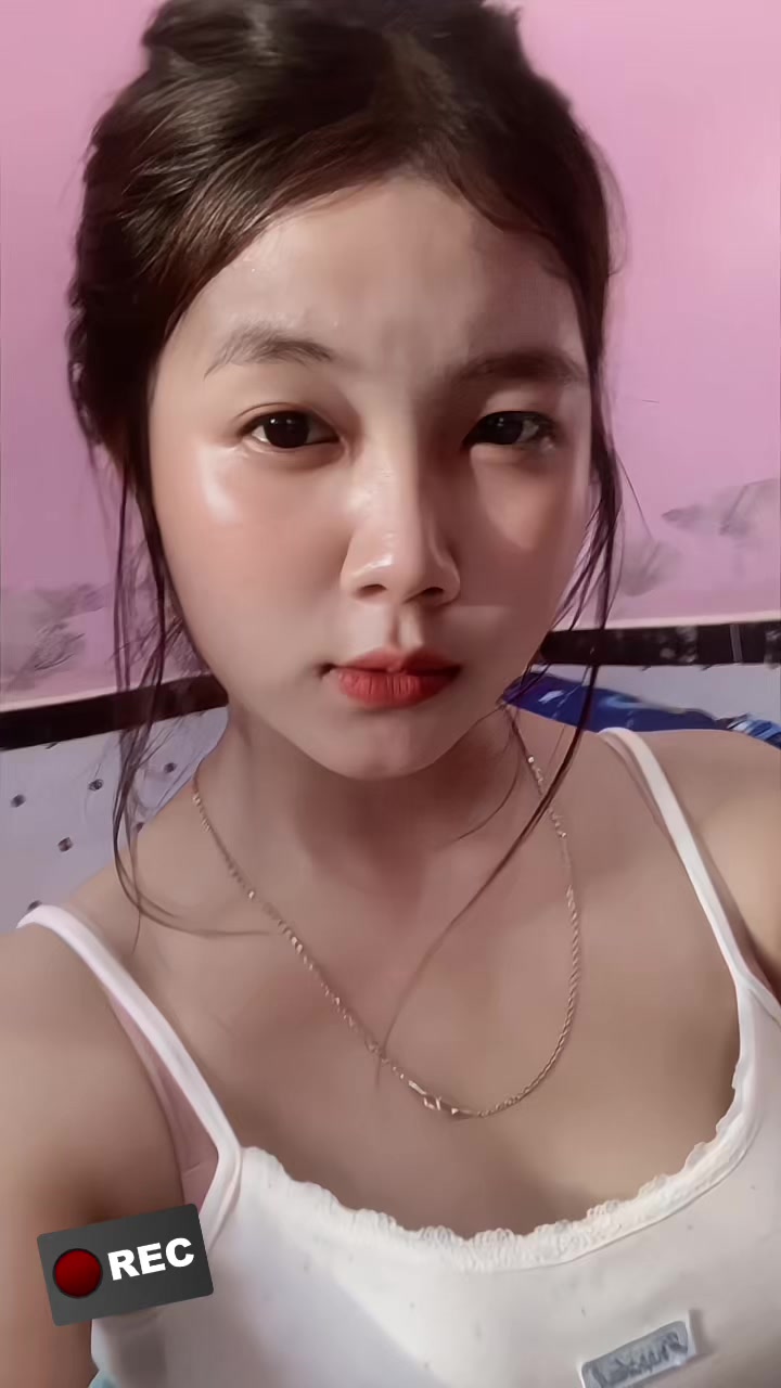 @lynniikhochjit