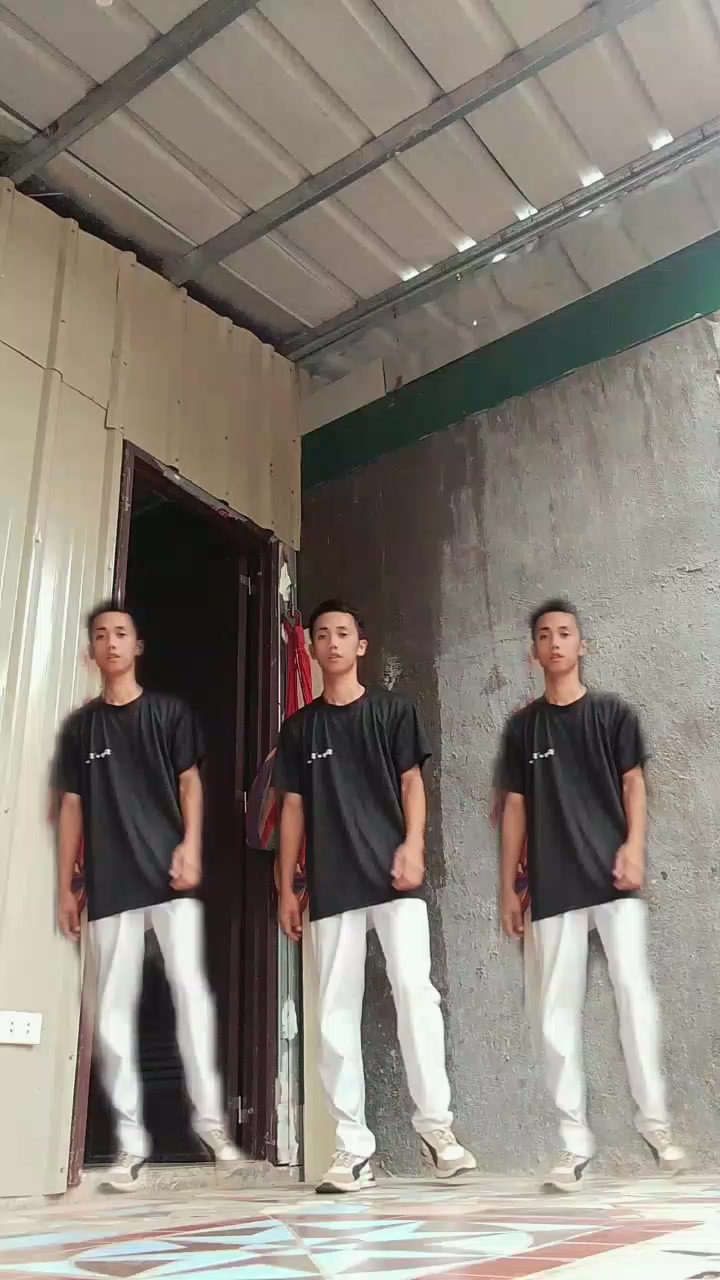 @Yhunie