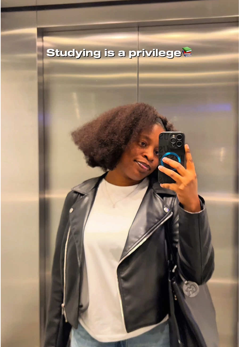 @AMARACHI 🥂 | Content Creator