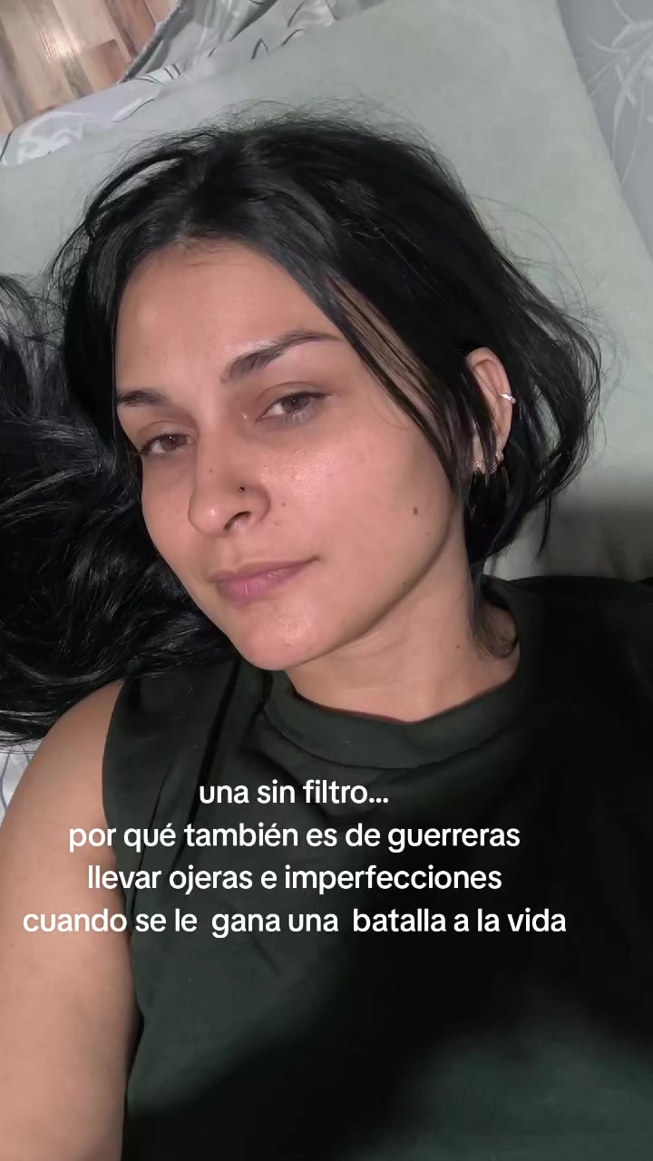 @yo soy... ɐı̣ɔɹɐꓨ ɥʇǝı̣ןnſ