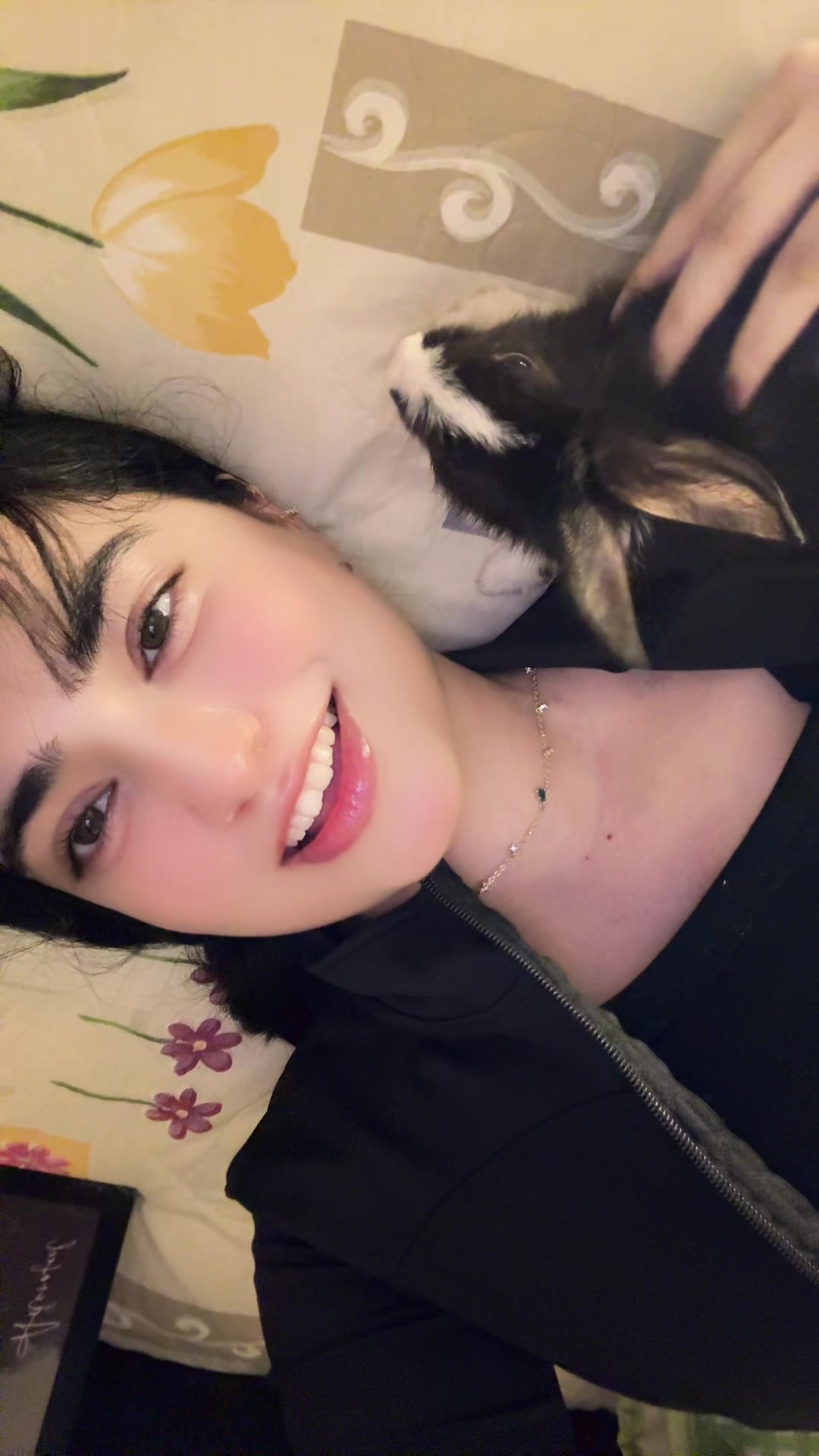 @Tuba ᥫ᭡.