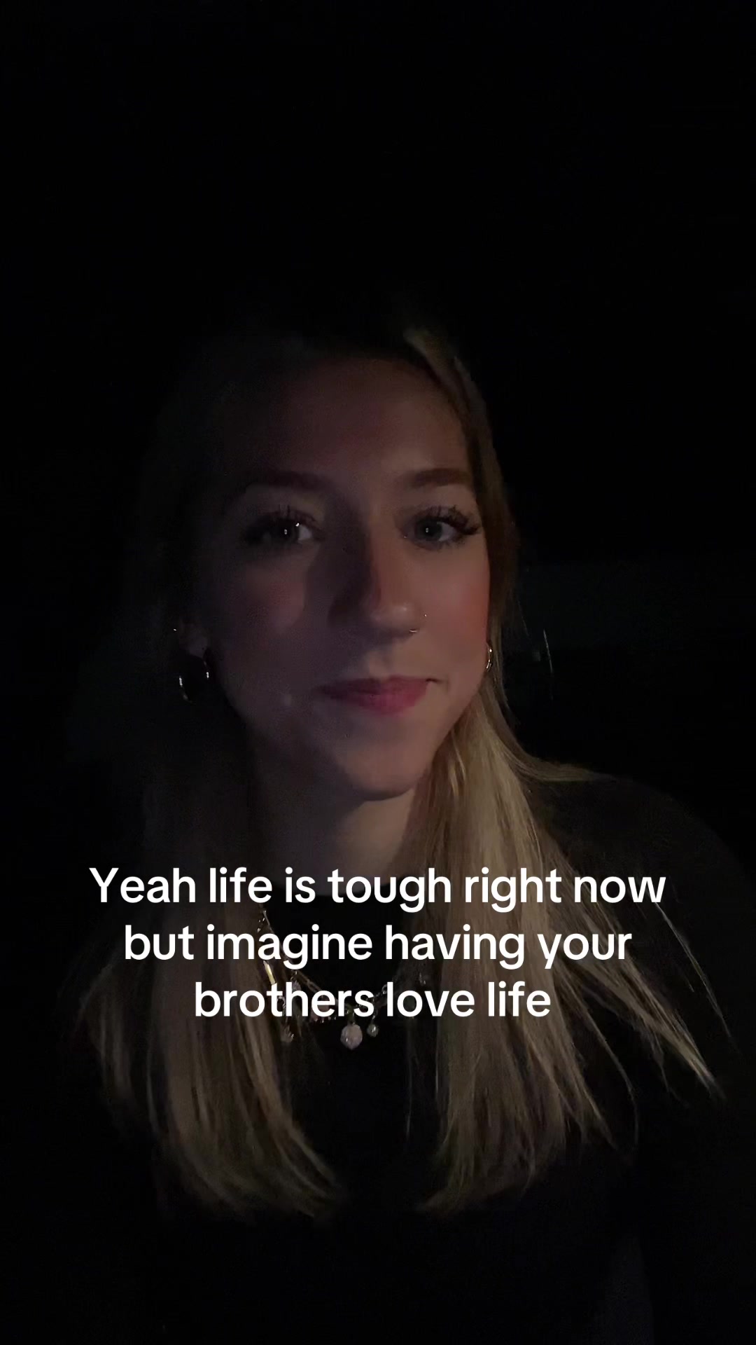 @Tori_Elizabeth