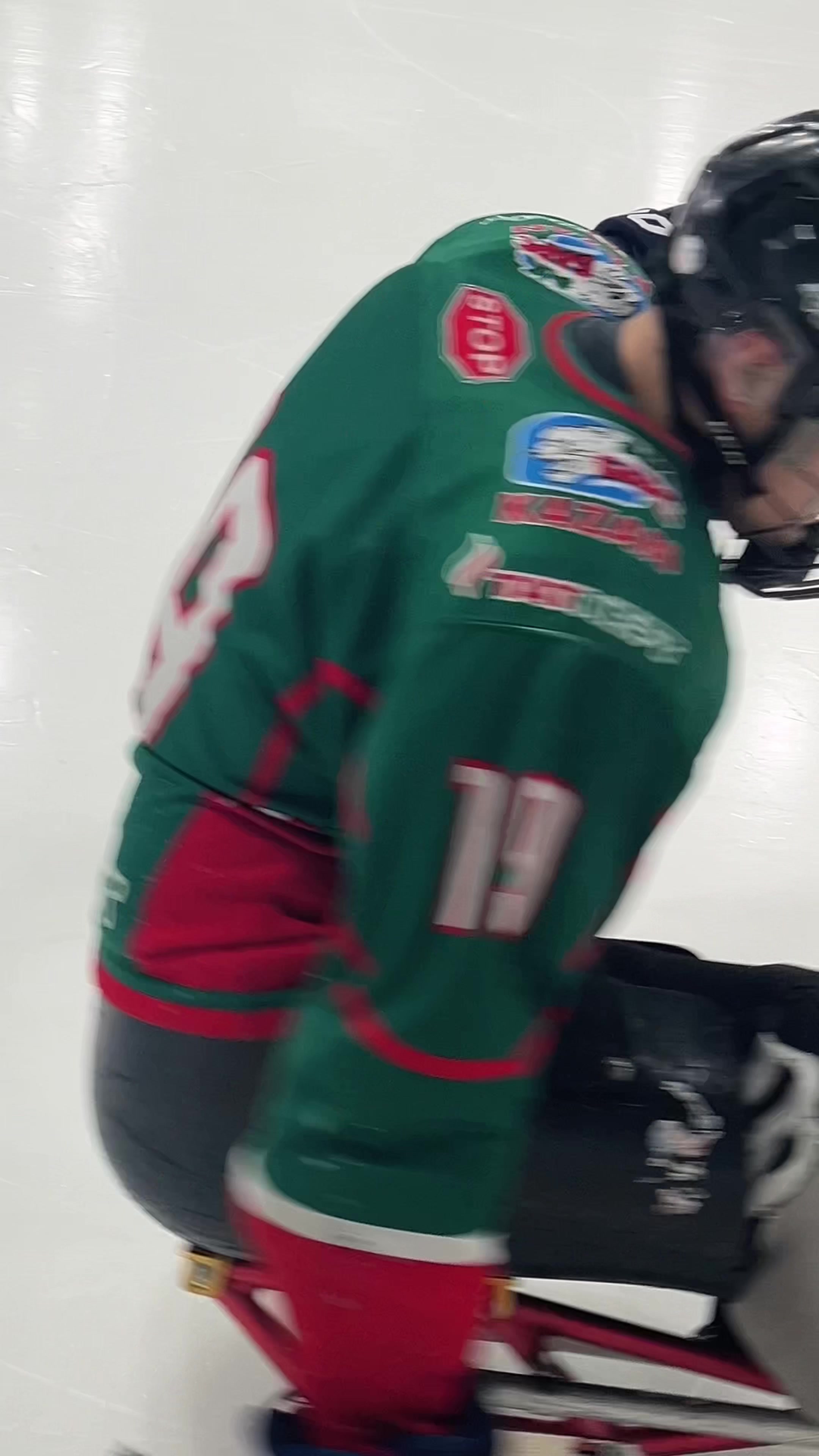 @hockey_sledge