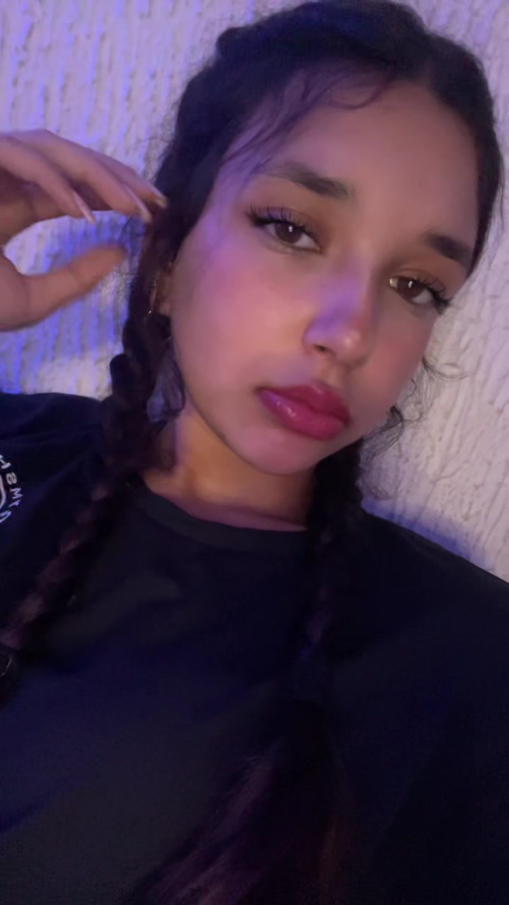 @𝒔𝒂𝒓𝒂𝒉ꨄ︎
