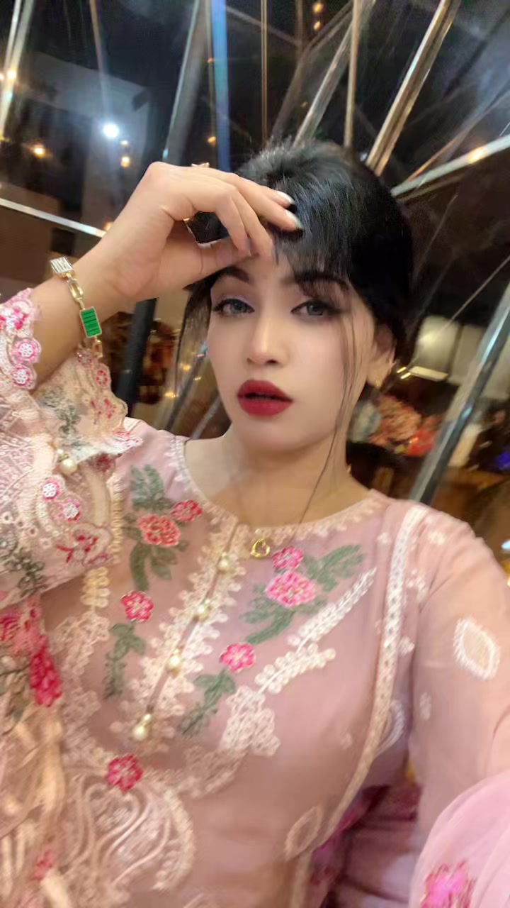 @Mithi🖤