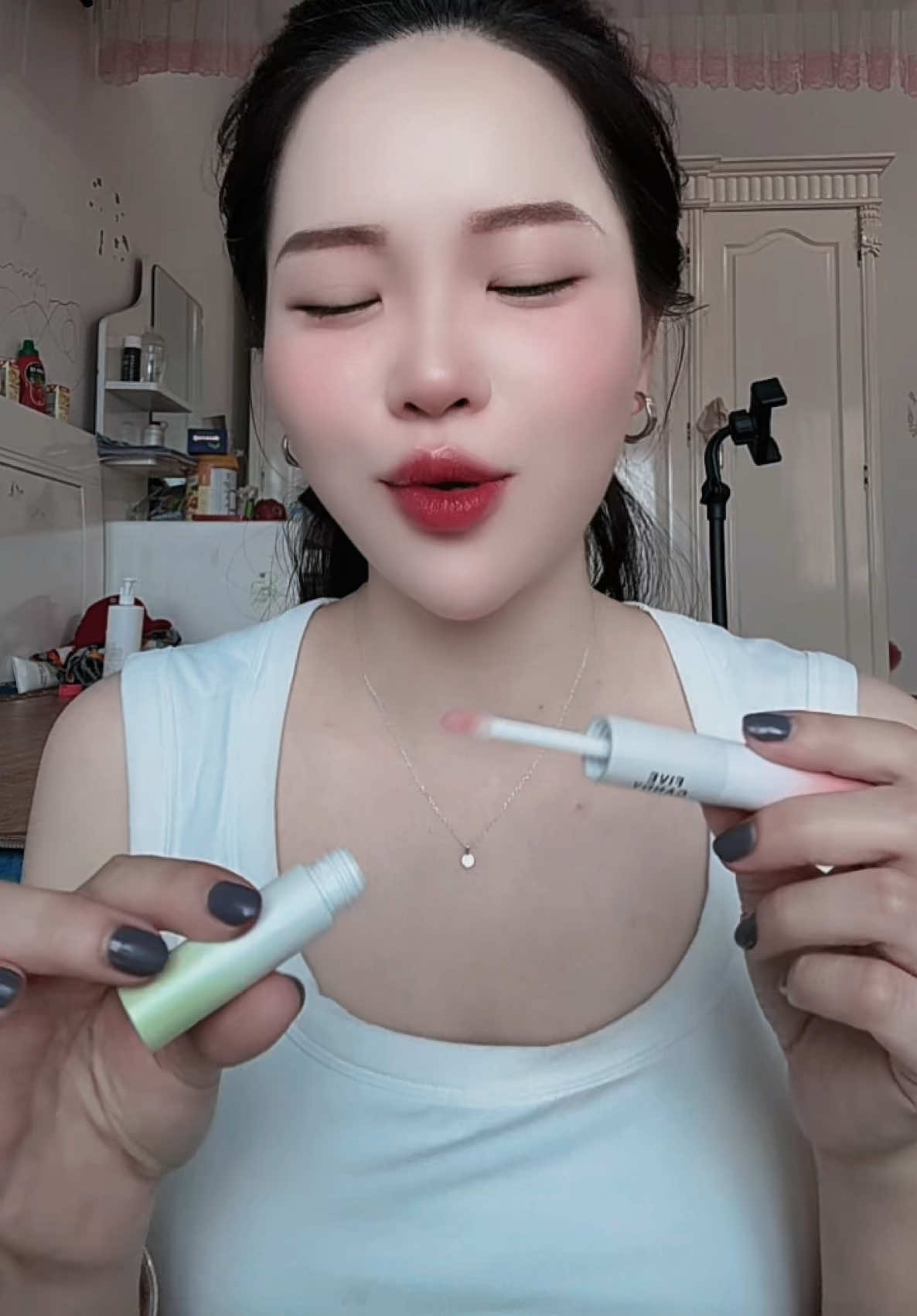 @Nguyệt