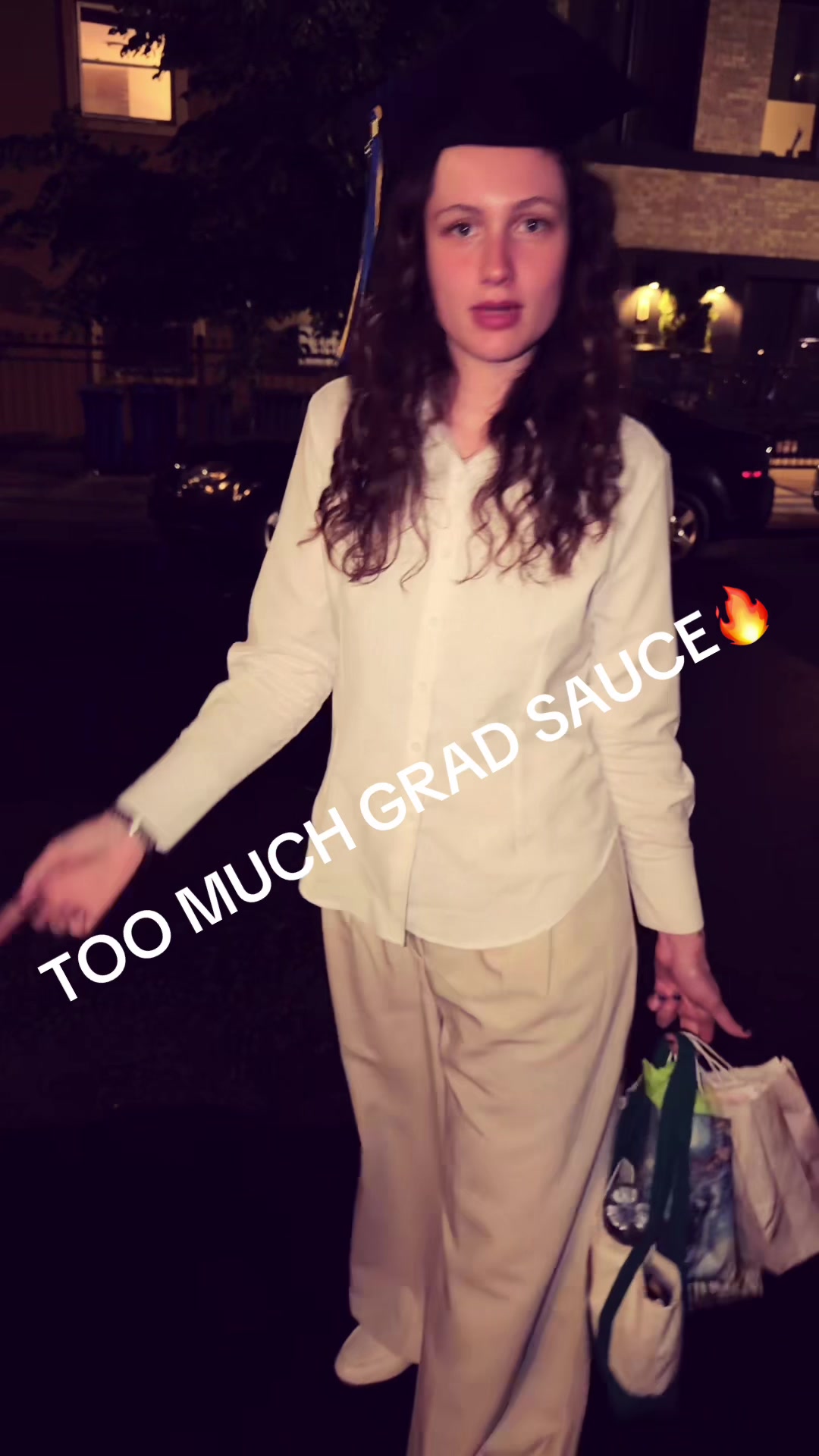 @Ava