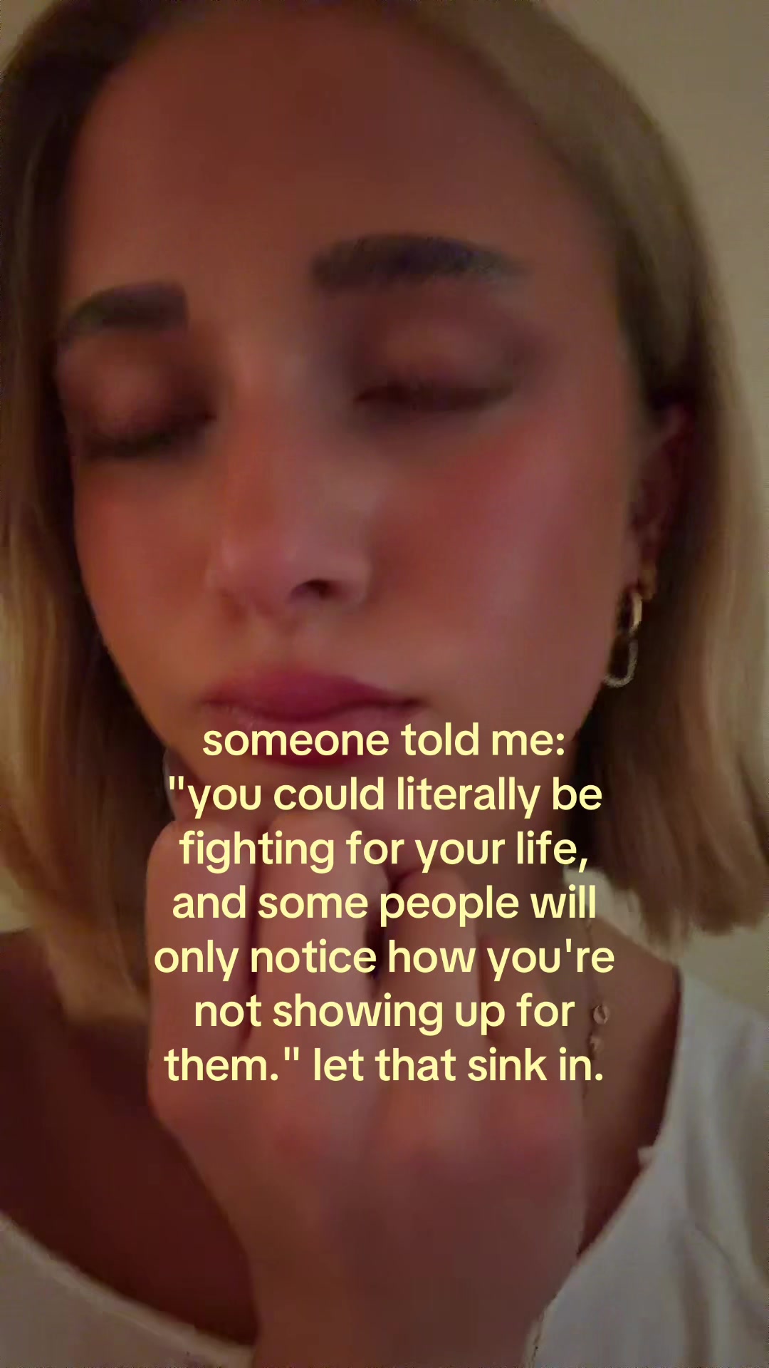 @theelliebarker