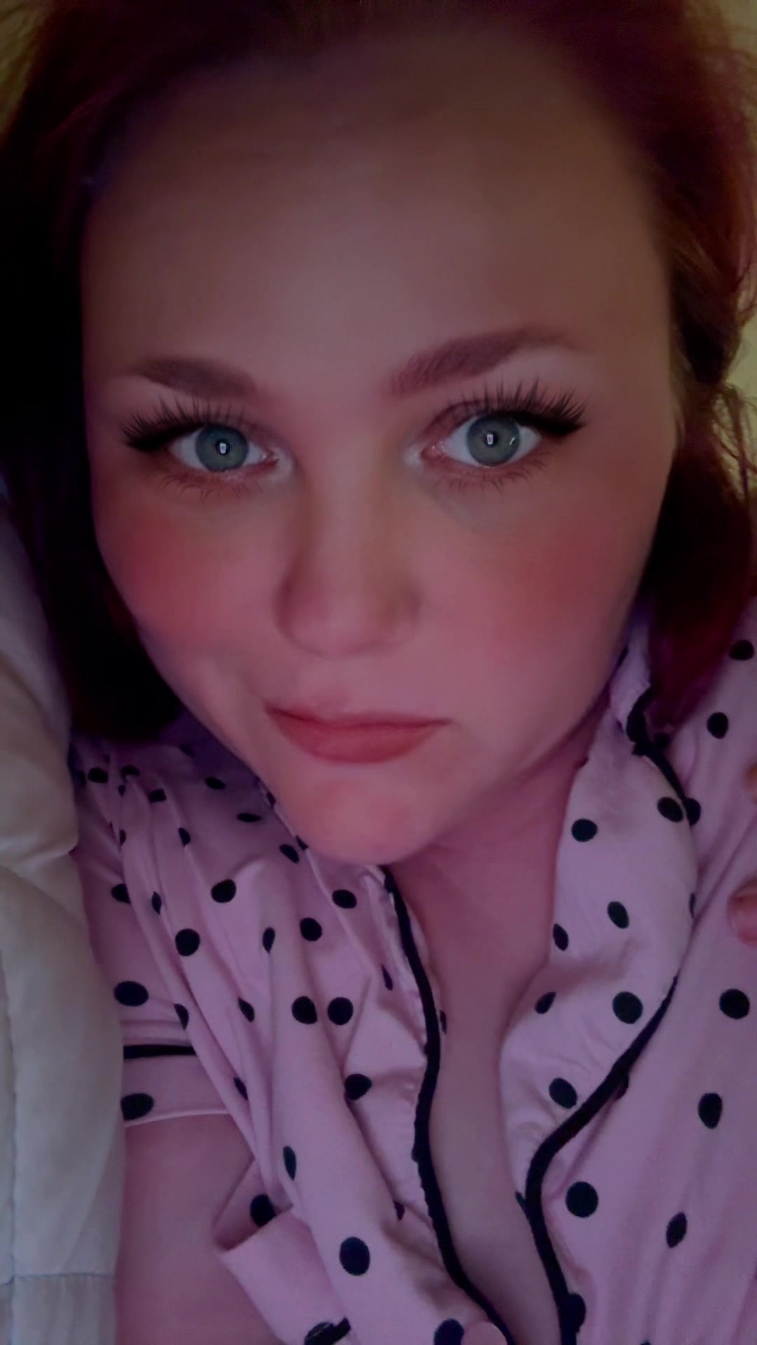 @foxyqueenbossred🦊
