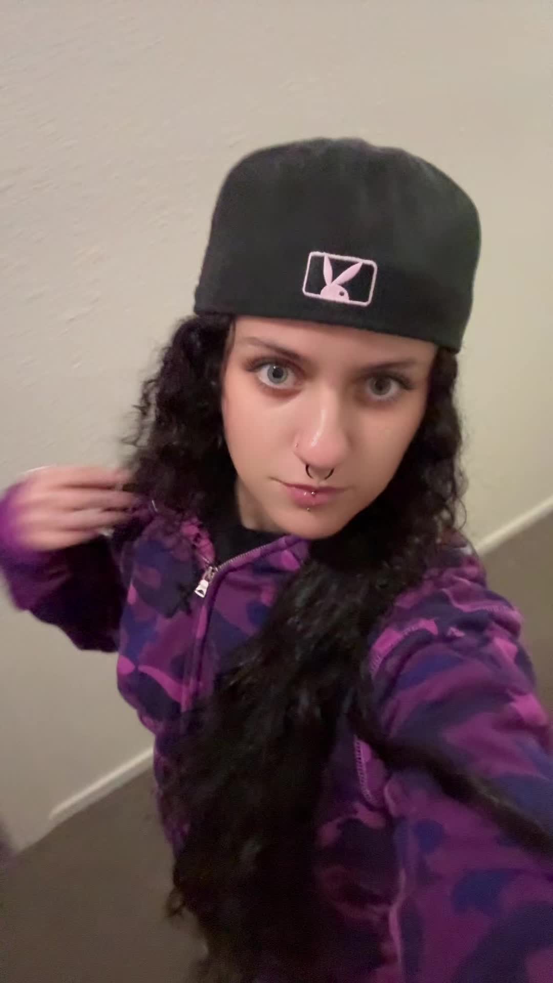 @rileyy_is_the_shit