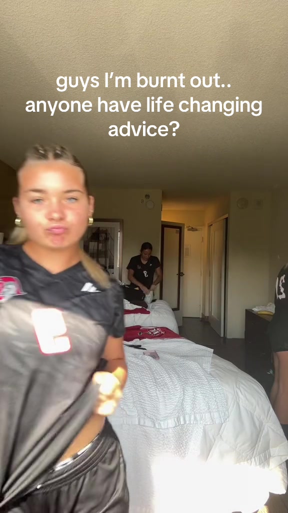@caileeeeee