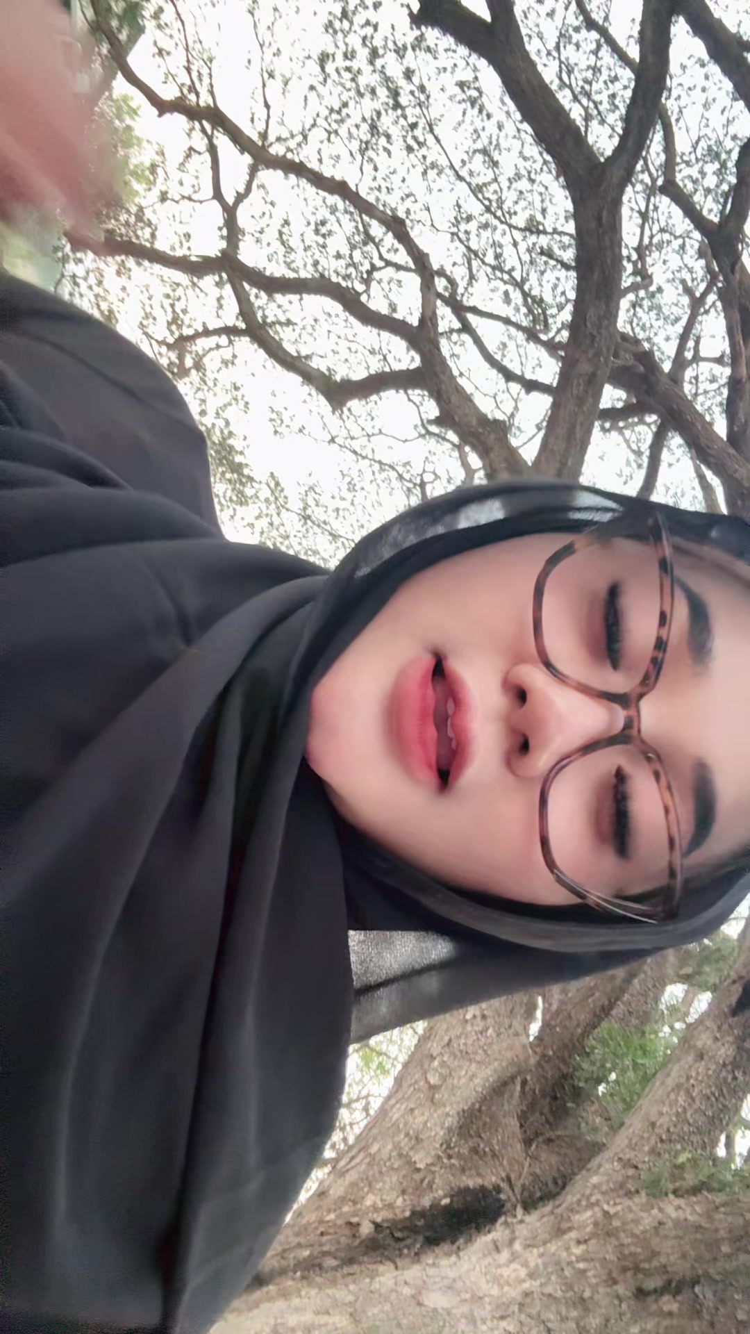 @inisintottyy