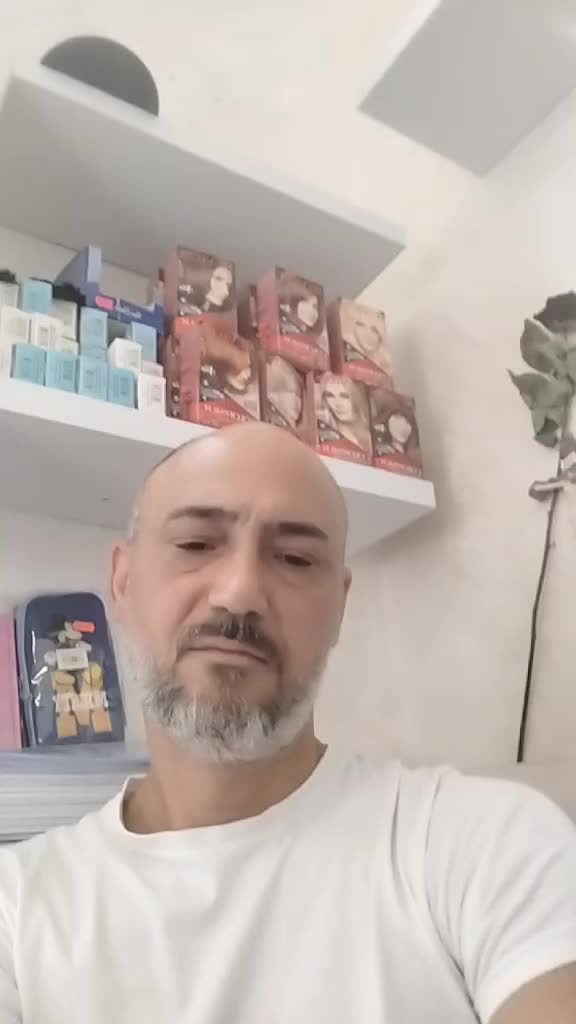 @vitoerosycastorin