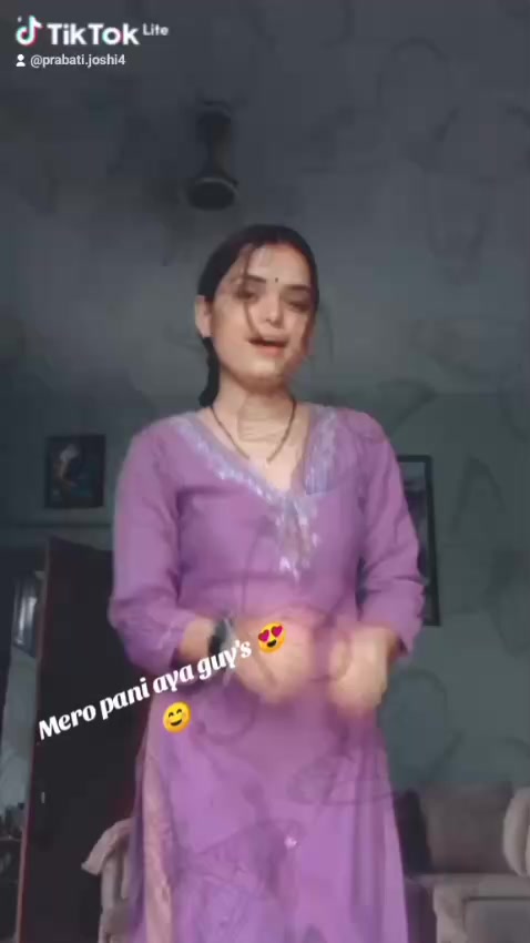 @LaX__मी 💰👀