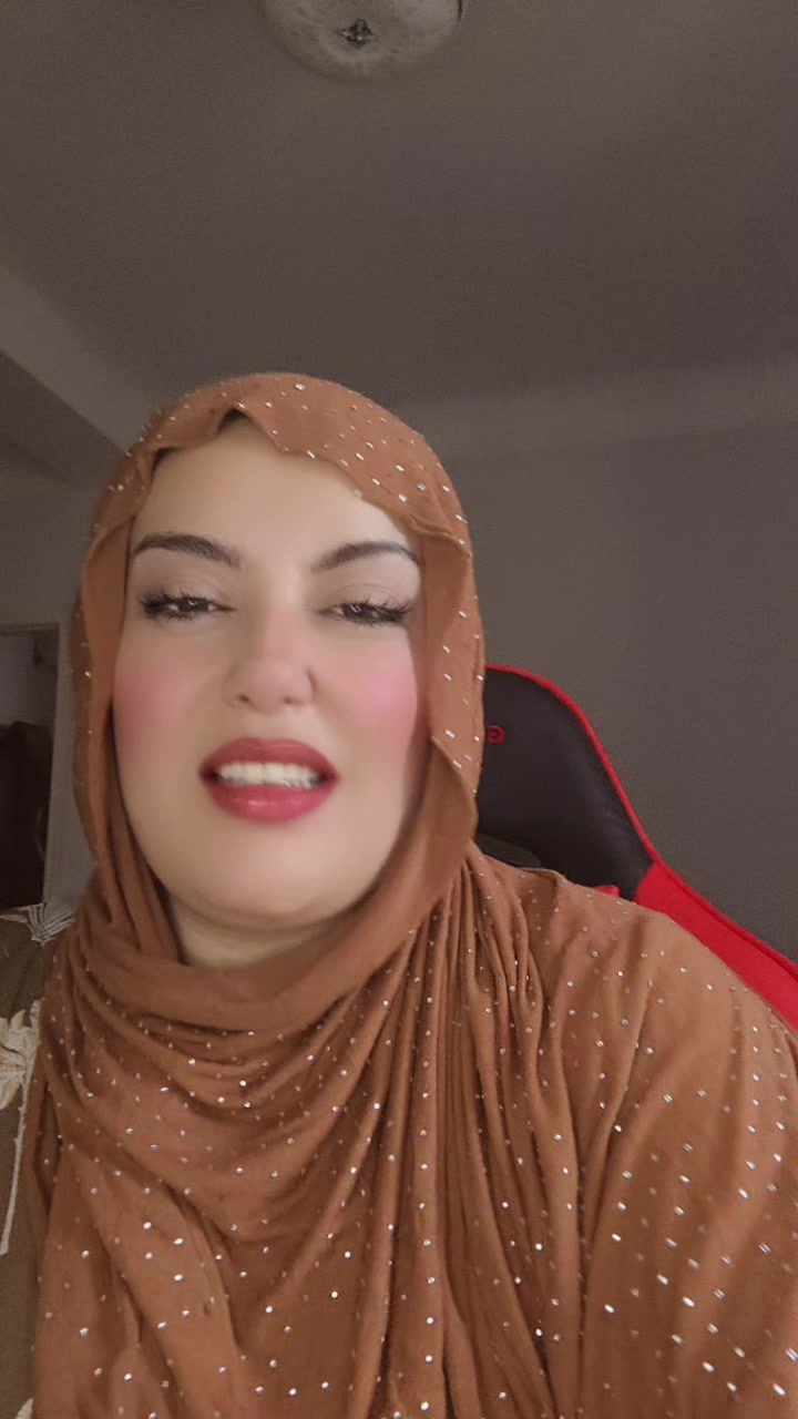 @مروة (وزيرة السعادة)🇩🇿