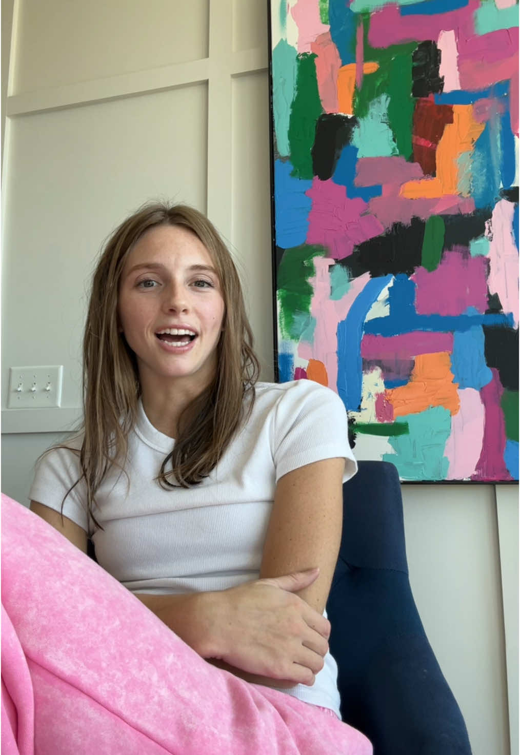 @lawlynnava