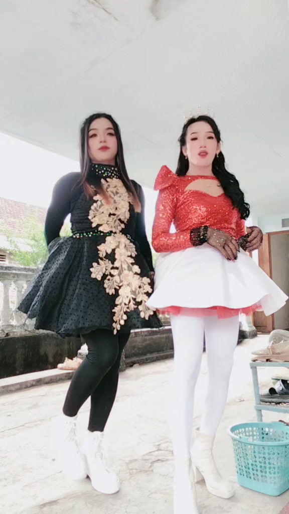 @🌸𝔹𝕖𝕝𝕝𝕒 ℂ𝕙𝕠𝕞𝕖𝕝𝕝🌸