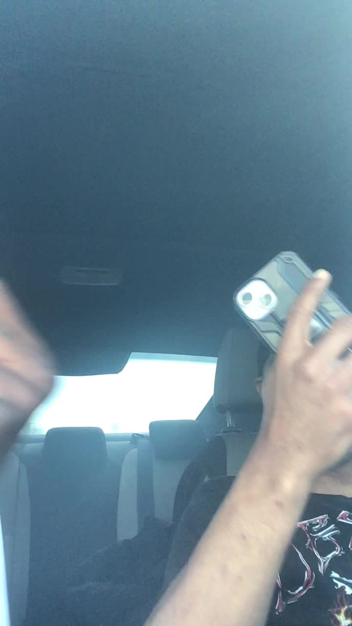 @YoungTobbie