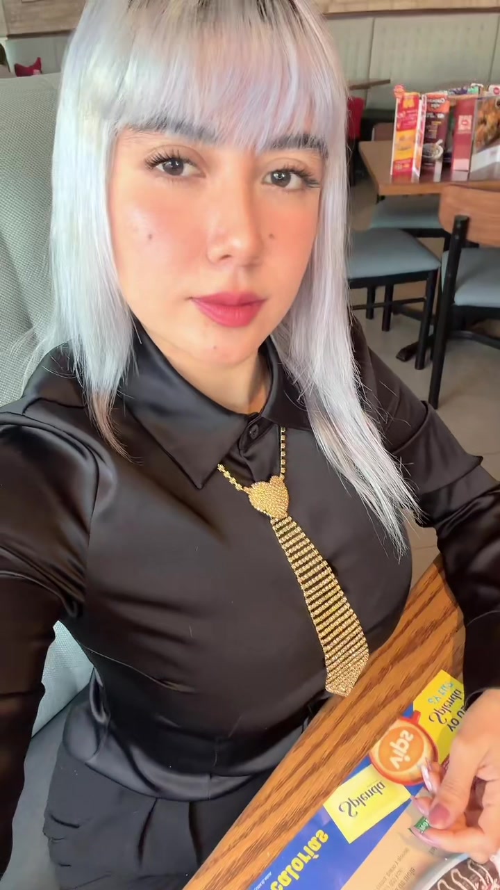 @𝙇𝙞𝙣𝙙𝙖 𝙎𝙤𝙡𝙞𝙨