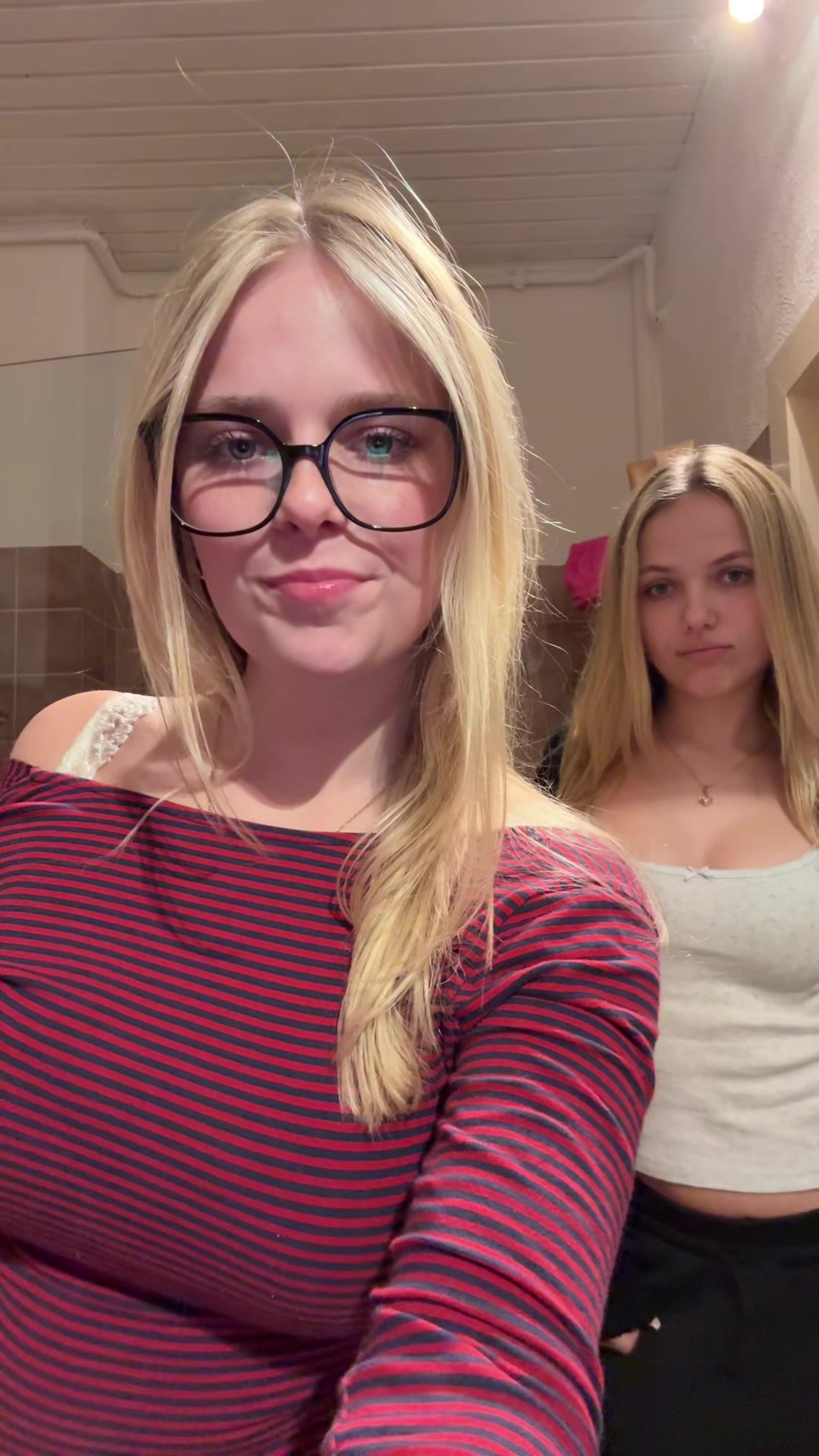 @sarah