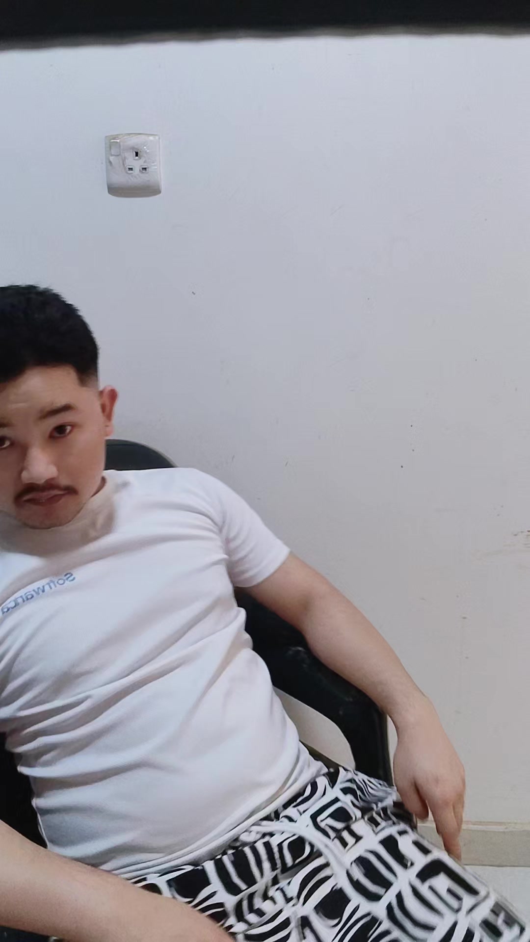 @MR💫 Jonesh 🧑⚕️ 💊💉🏃🫣