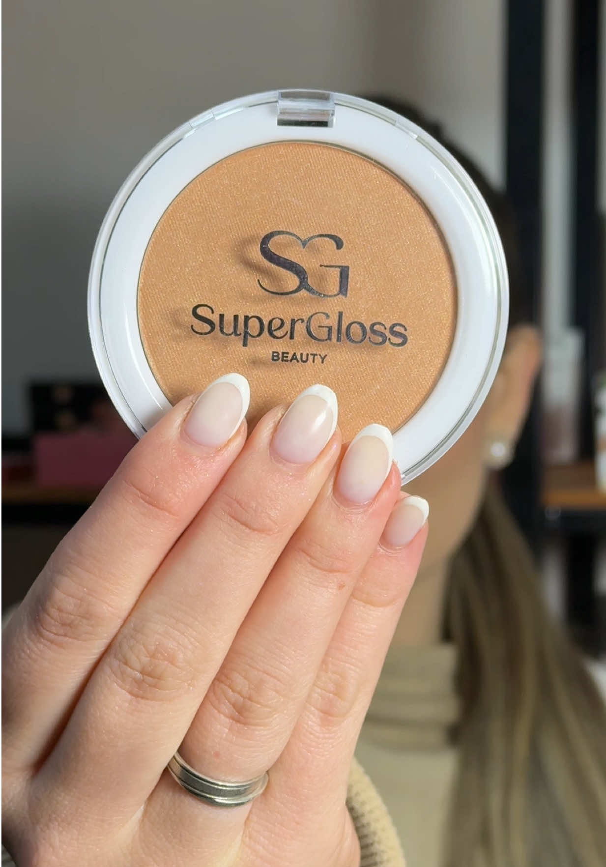 @SuperGloss Beauty