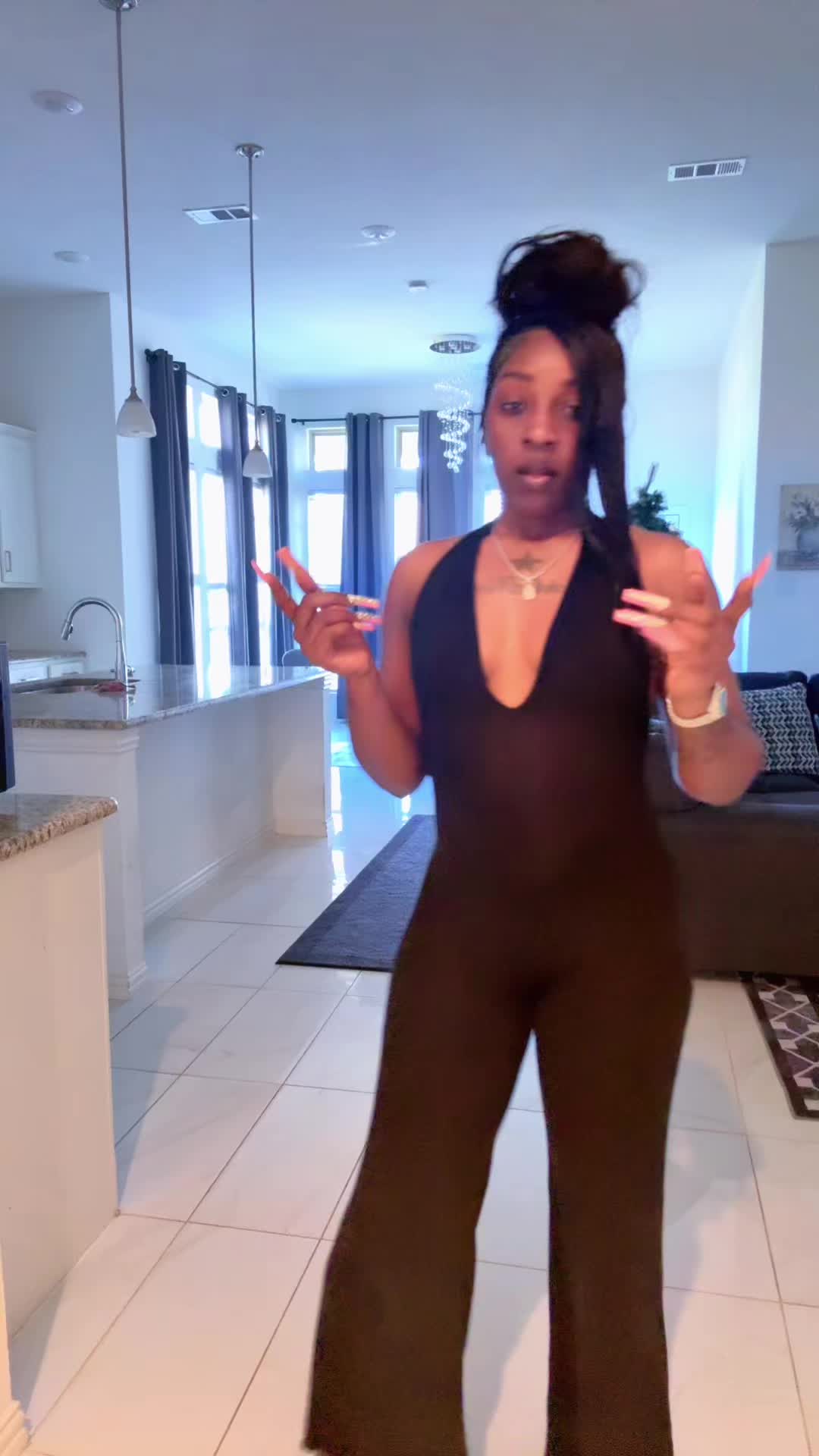 @DessStarr