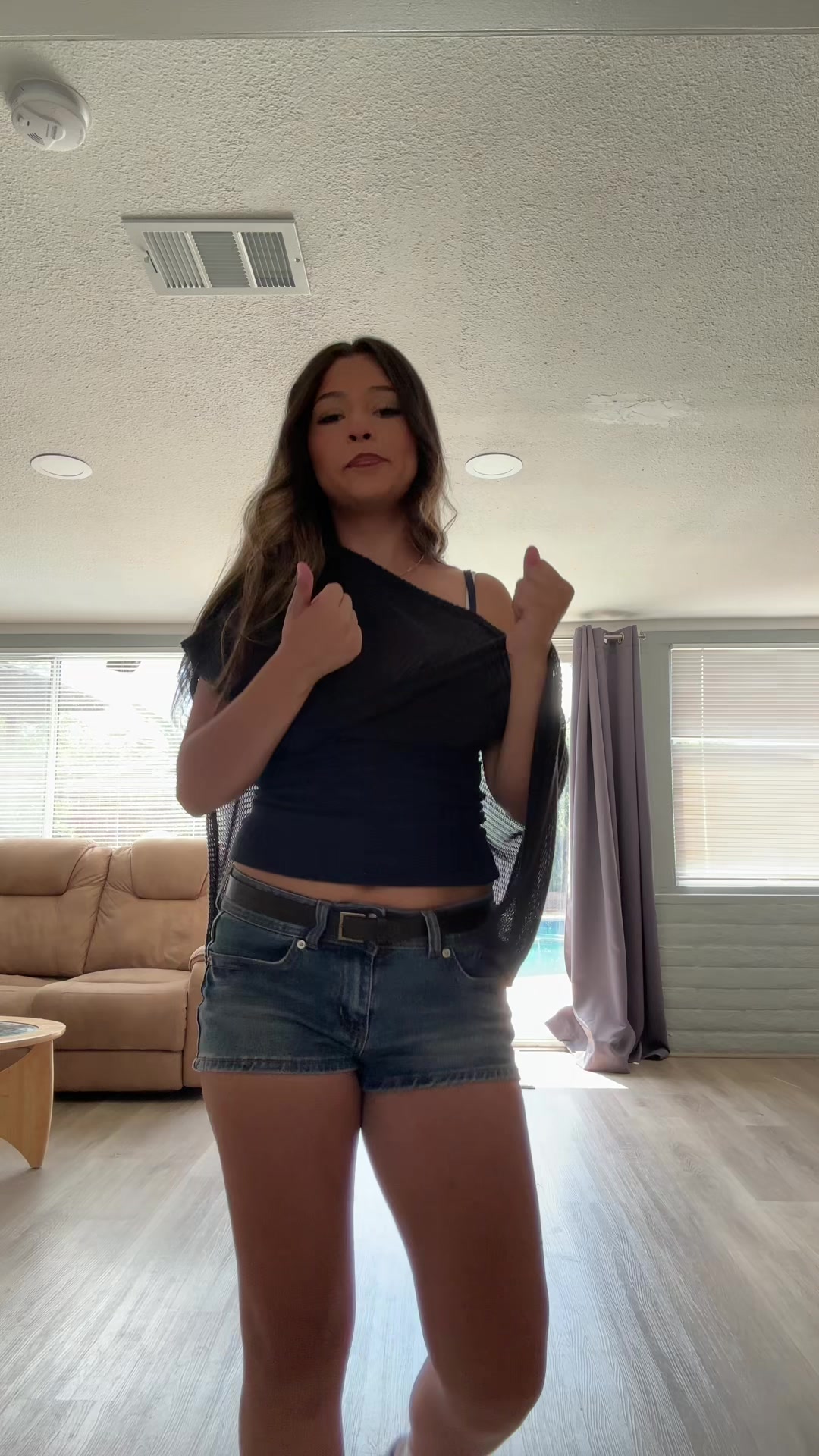 @🦖