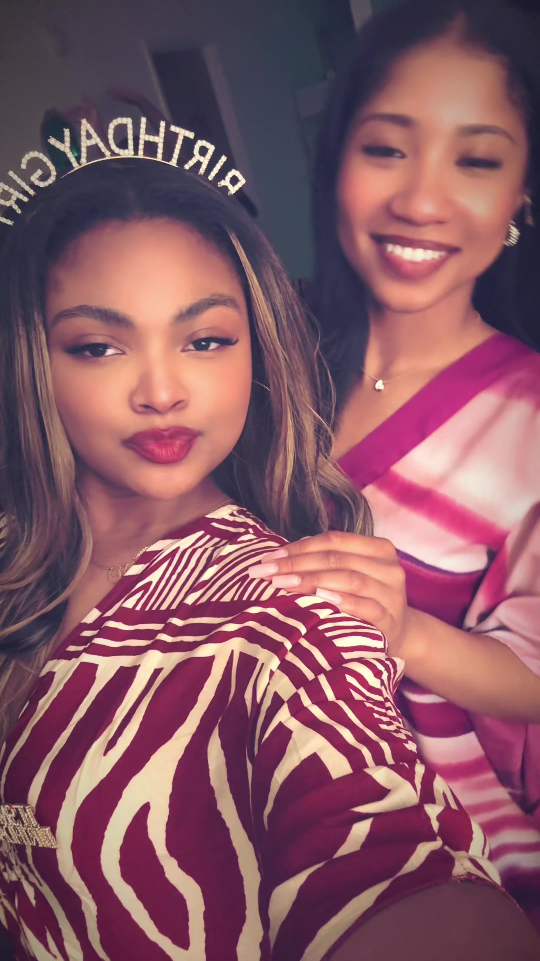 @AVA