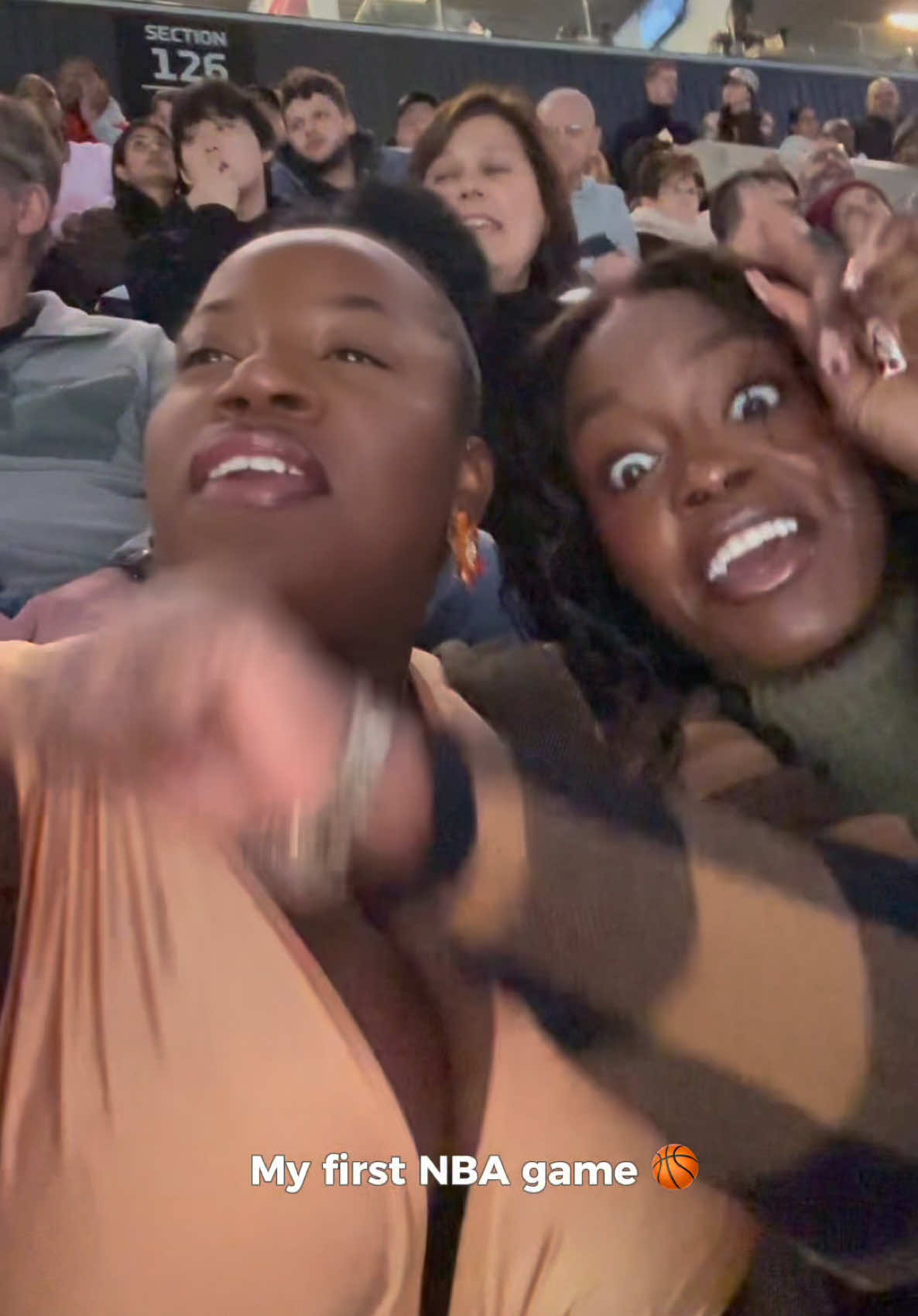 @Vanz | Front Row Fever