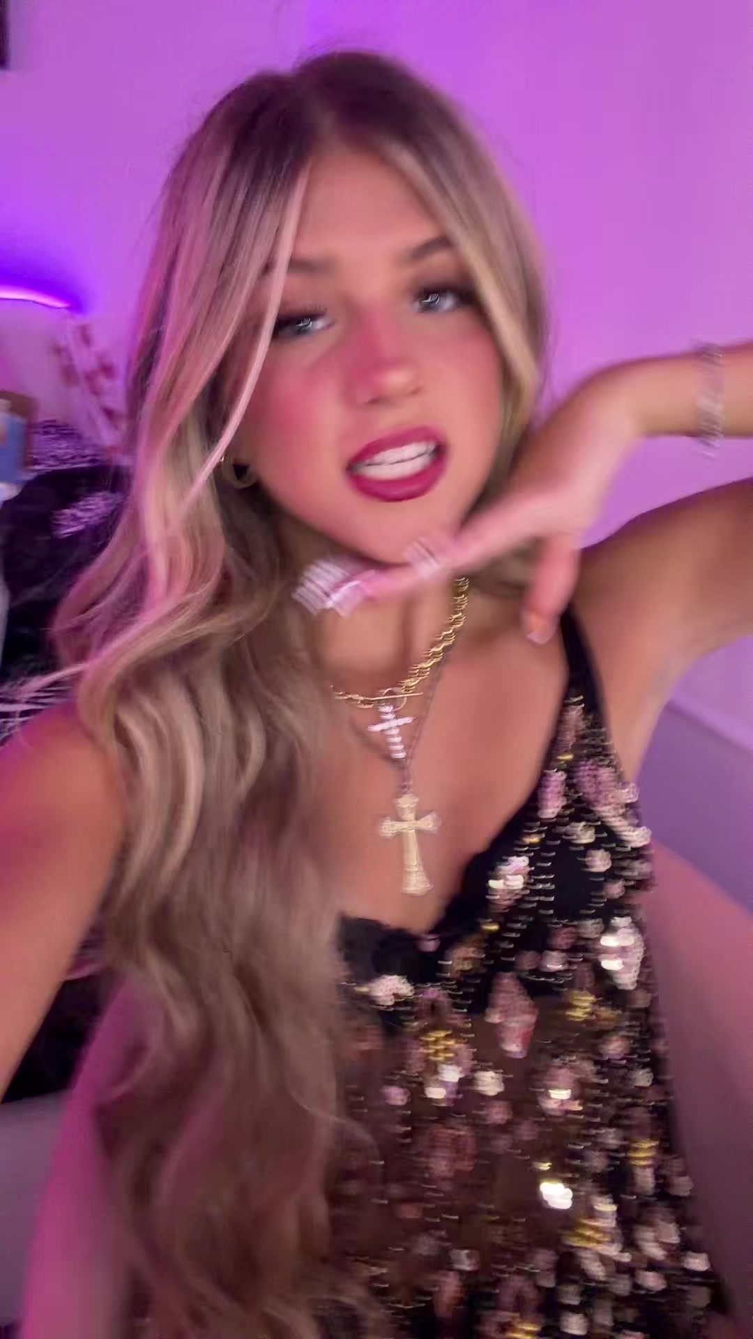 @strawbbrryshortcakee