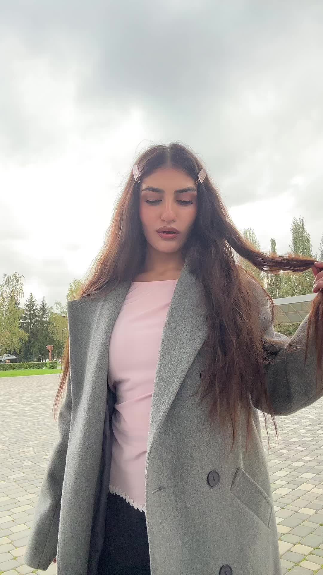 @foxaniel