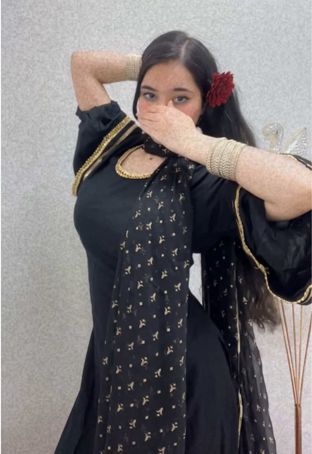 @Hibba chaudhary 🧁