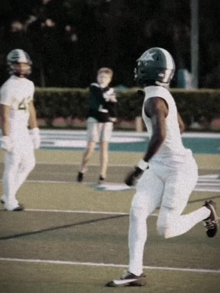 @_d.uno