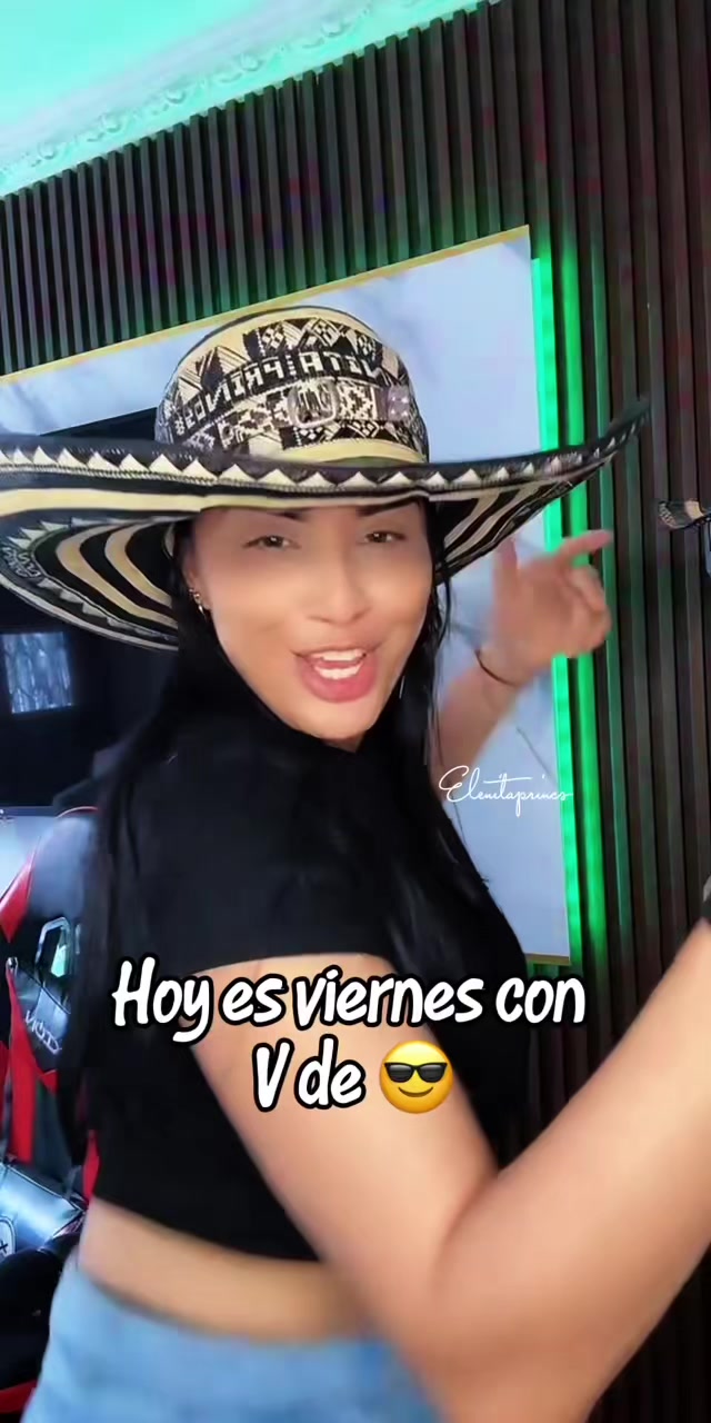 @elenitaprincs🪗👑🎶🎵🎼