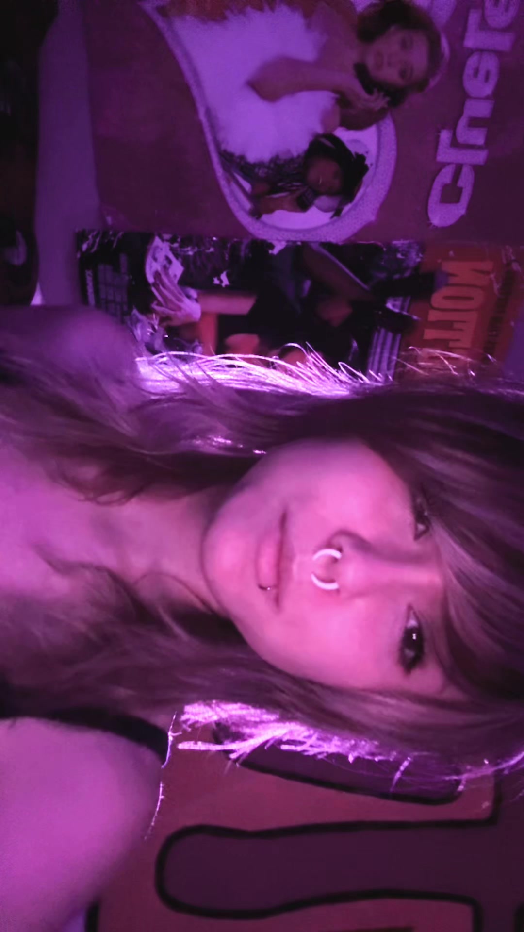 @Lainey🎞️