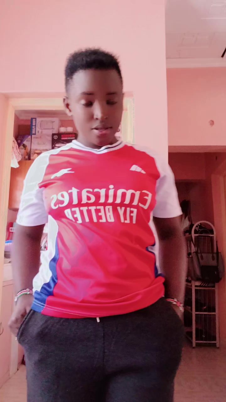 @🦋Achieng 💫