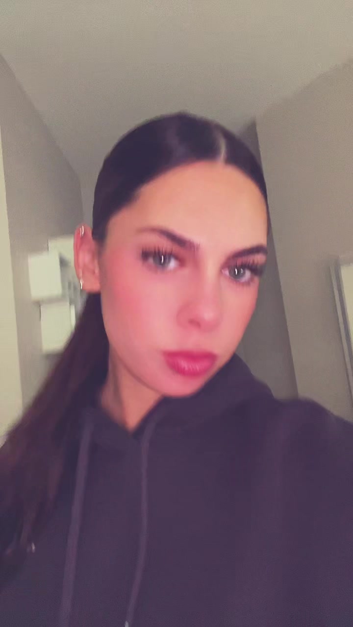 @👄