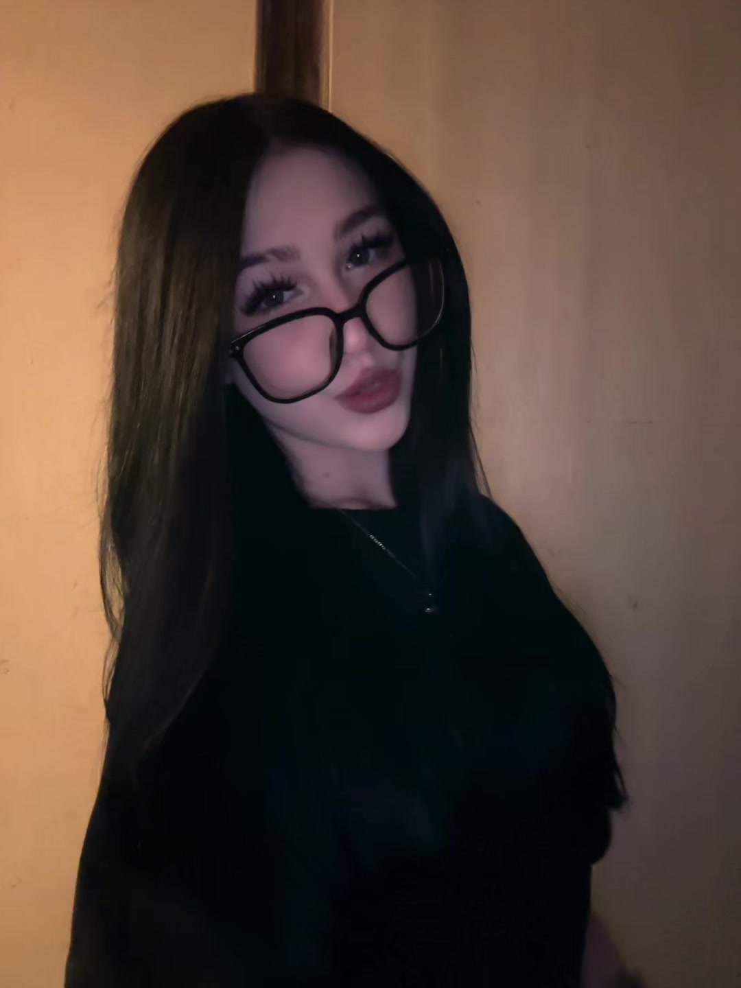 @. dark_rose.