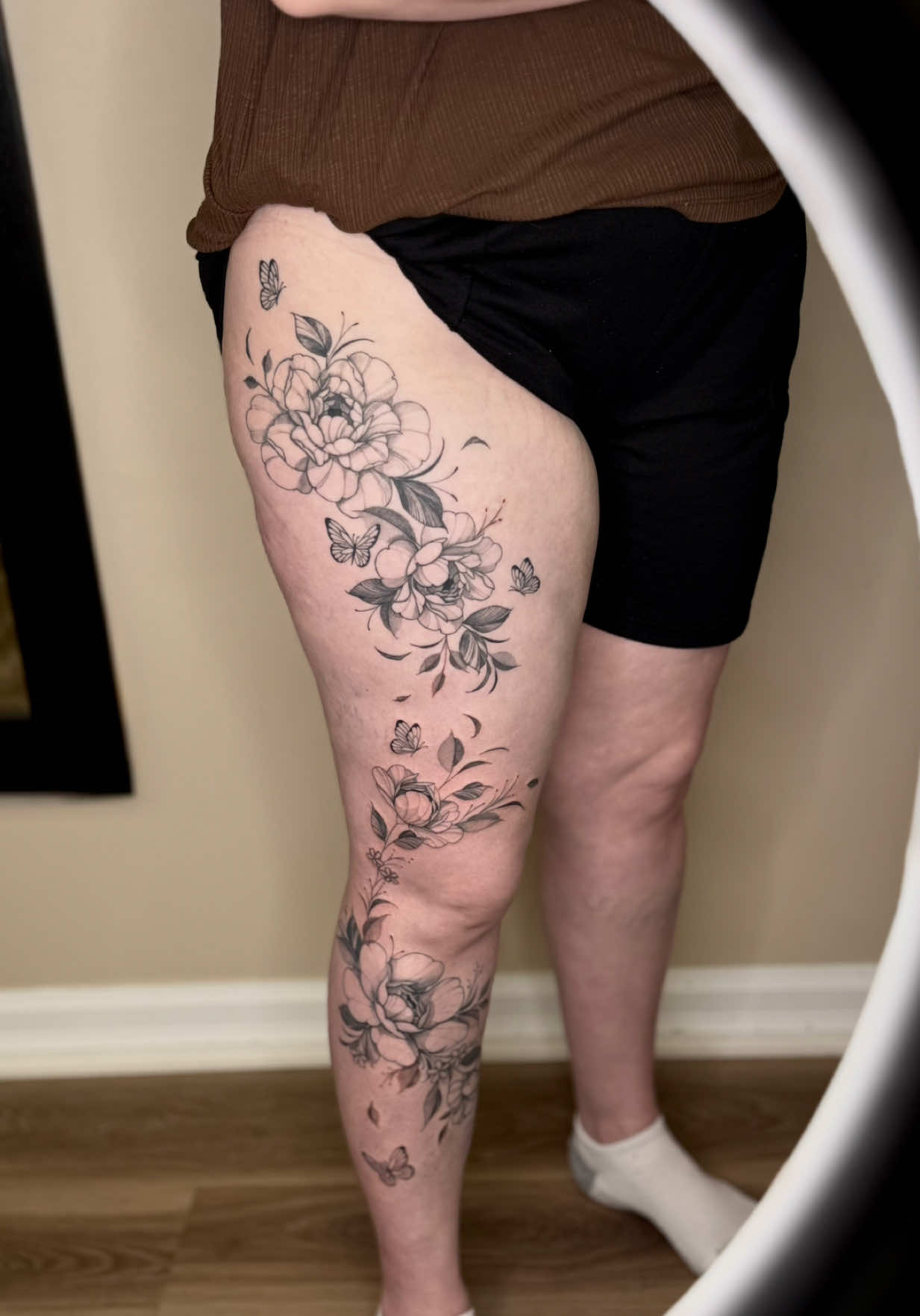 @myah | fine line tattoo artist