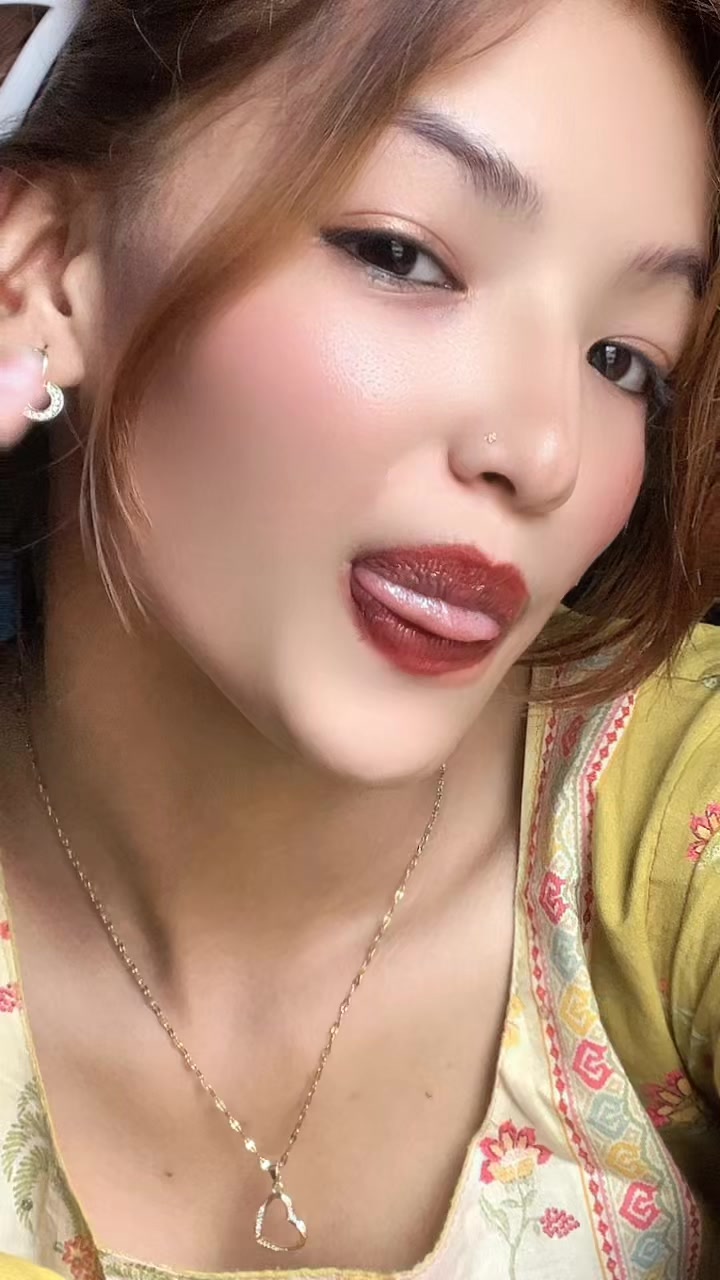 @Purnimeyy💛💫🌛