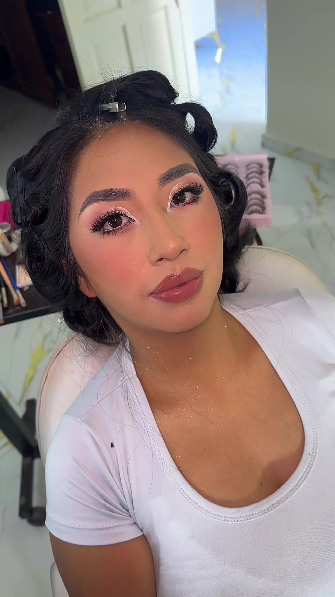 @Lisbeth Peralta Makeup Studio