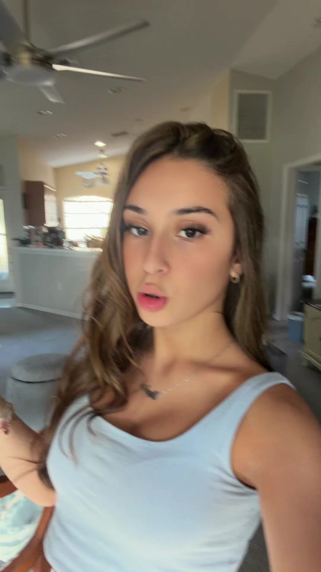 @𝒮𝑜𝓅𝒽𝒾𝒶💖