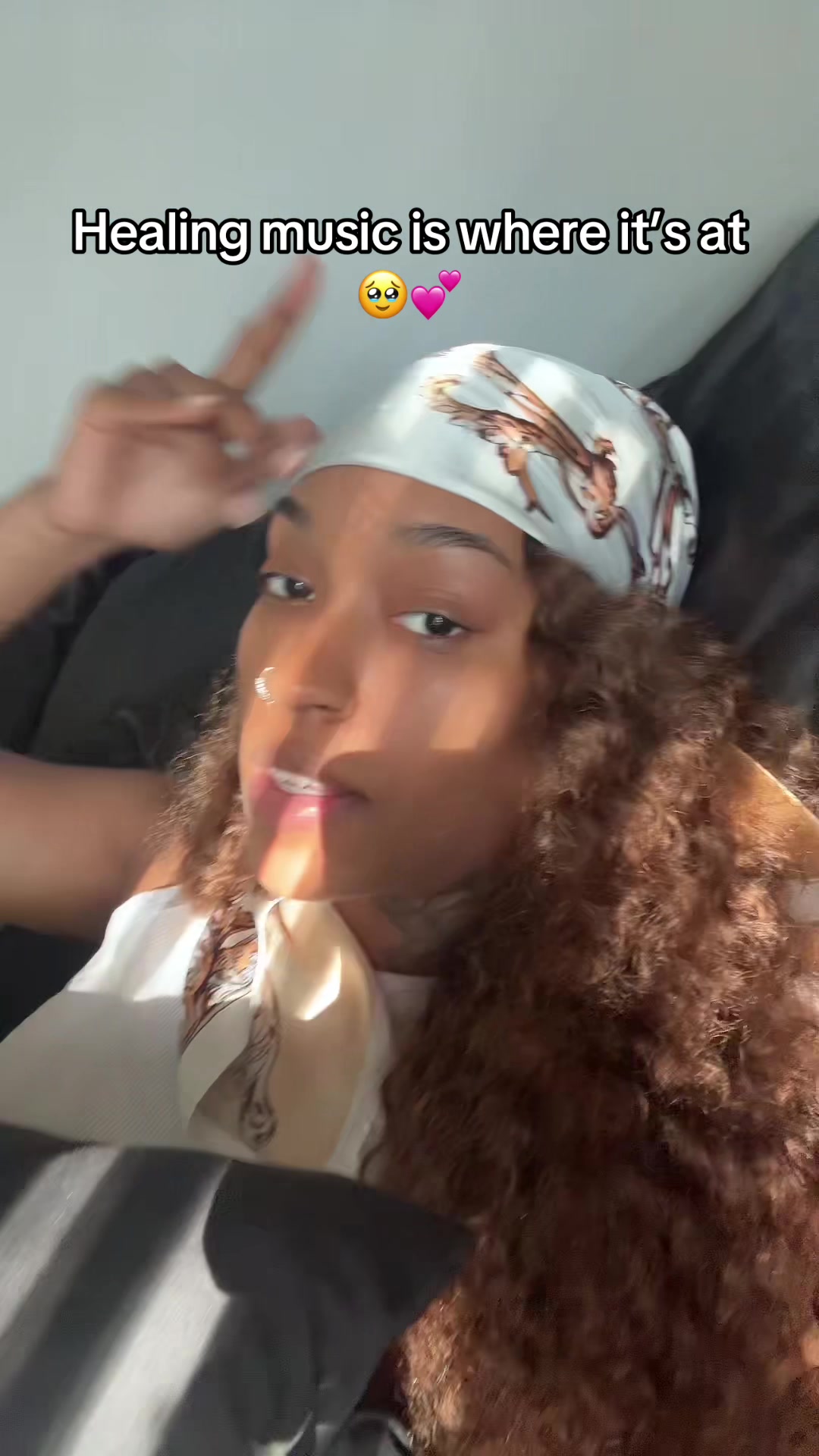 @QUI