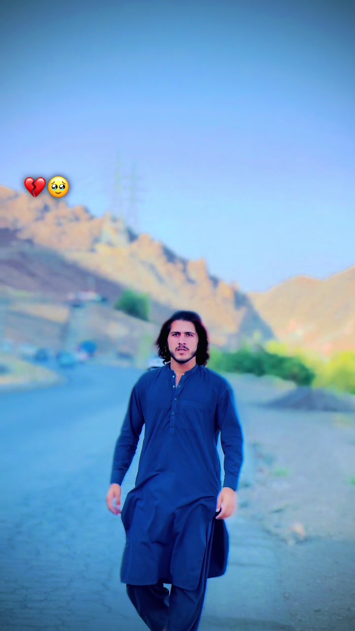 @🦅مسافر جانان😍۔۔👀