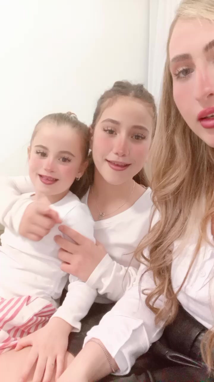 @Shilat 🌸🎀🧸❤️
